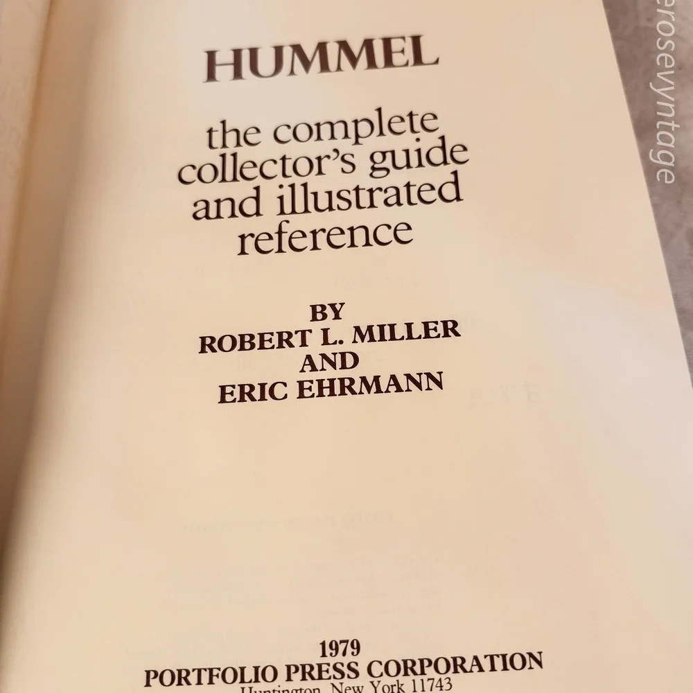 Hummel:‎ The Complete Collector's Guide